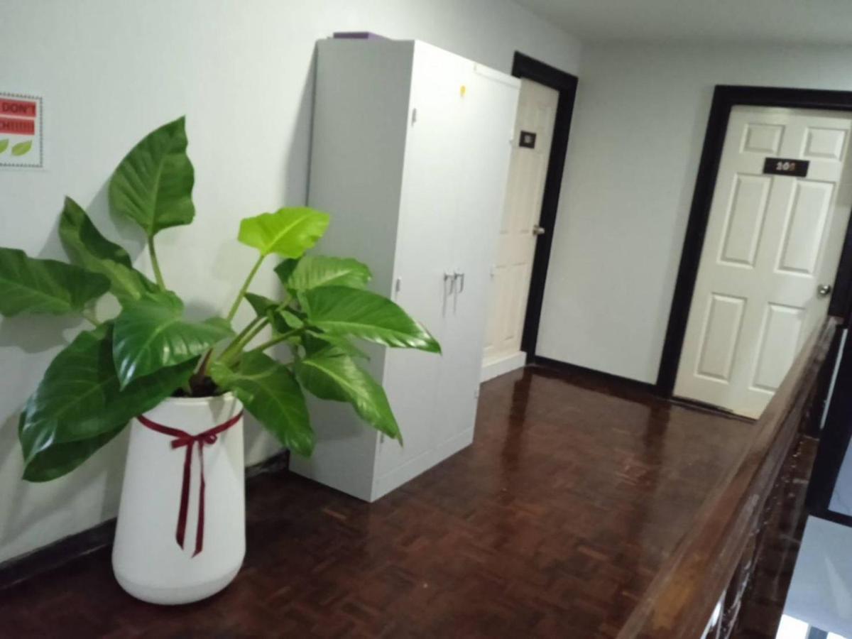 בנגקוק Nk Guesthouse 1 מראה חיצוני תמונה
