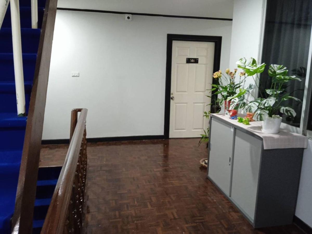 בנגקוק Nk Guesthouse 1 מראה חיצוני תמונה